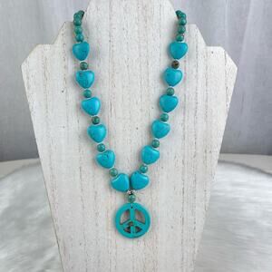 💕 Handmade Turquoise Howlite Stone Peace Sign Heart Bead Necklace